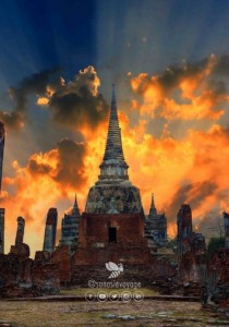 Faites un voyage dans la ville d'Ayutthaya